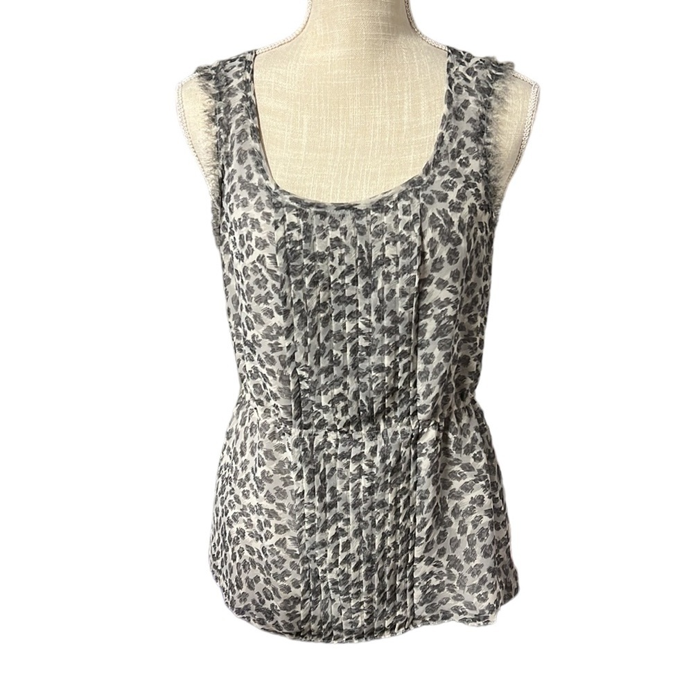 Banana Republic Sleeveless Blouse Tank Top Shirt Black White Ruffles Womens XS